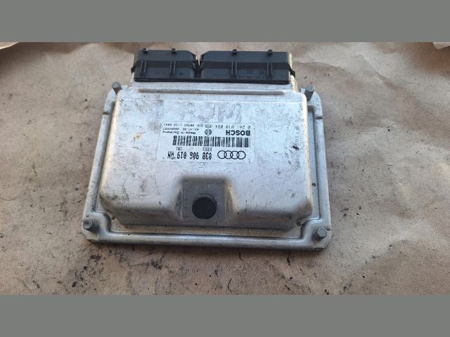 bontott VW PASSAT B5 Motorvezérlő