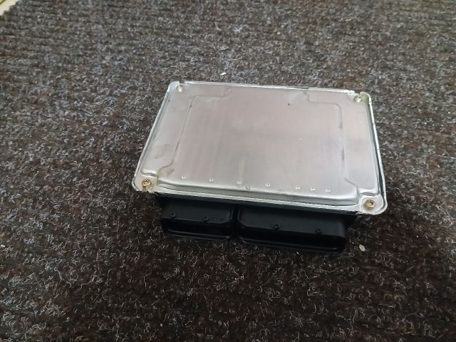 bontott VW PASSAT B5 Motorvezérlő