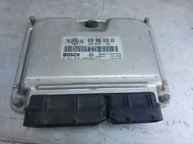 bontott VW PASSAT B5 Motorvezérlő
