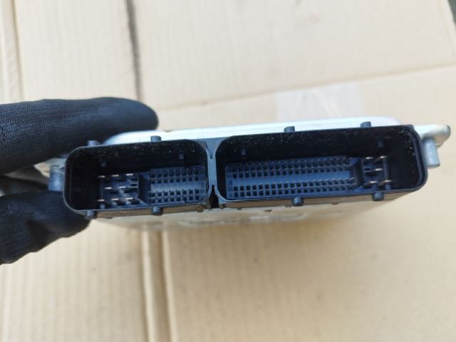 bontott VW PASSAT B5 Motorvezérlő