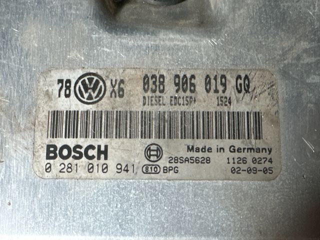 bontott VW PASSAT B5 Motorvezérlő