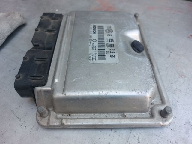 bontott VW PASSAT B5 Motorvezérlő