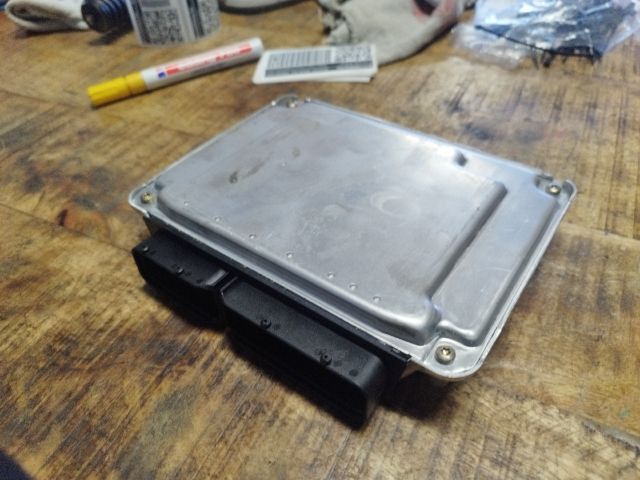 bontott VW PASSAT B5 Motorvezérlő