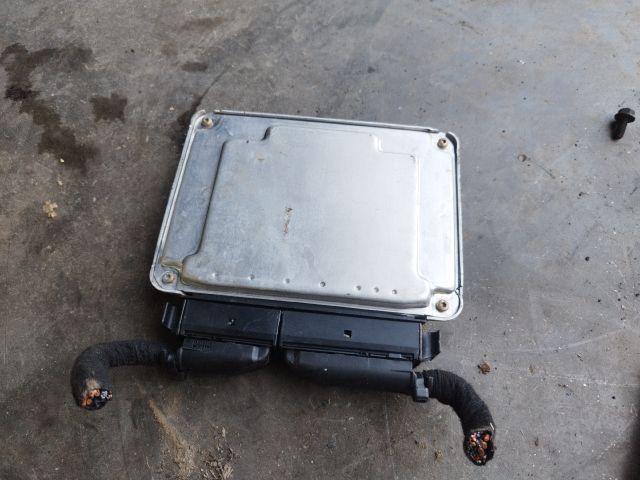 bontott VW PASSAT B5 Motorvezérlő