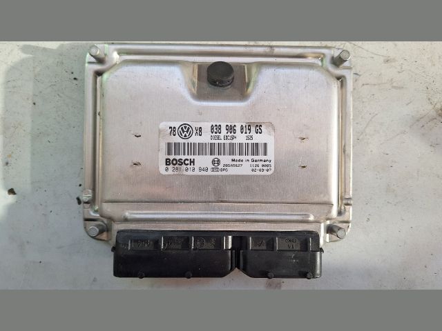 bontott VW PASSAT B5 Motorvezérlő