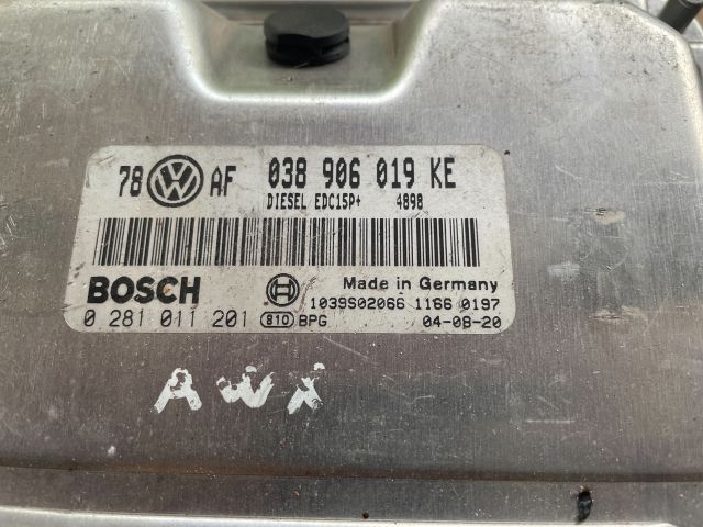 bontott VW PASSAT B5 Motorvezérlő