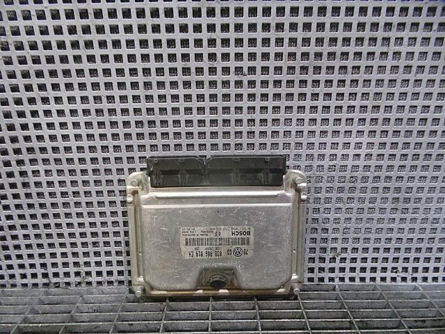 bontott VW PASSAT B5 Motorvezérlő