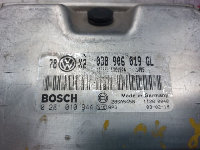 bontott VW PASSAT B5 Motorvezérlő