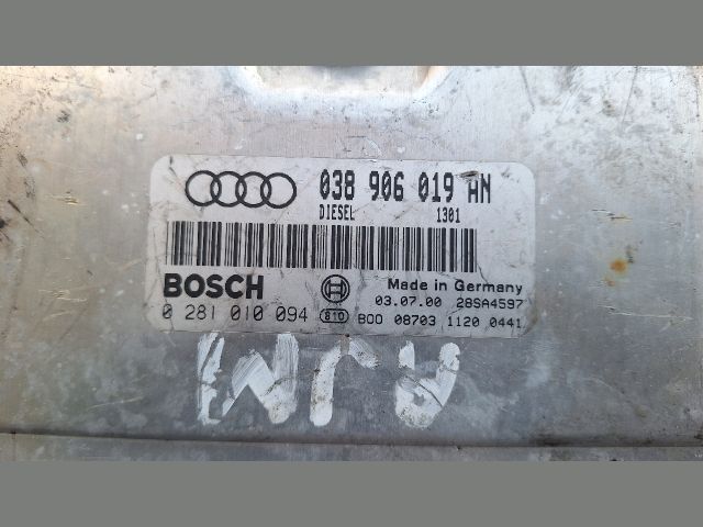 bontott VW PASSAT B5 Motorvezérlő