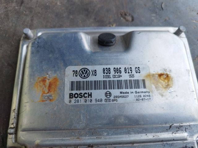 bontott VW PASSAT B5 Motorvezérlő