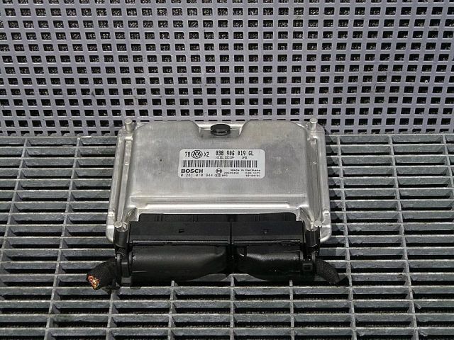 bontott VW PASSAT B5 Motorvezérlő