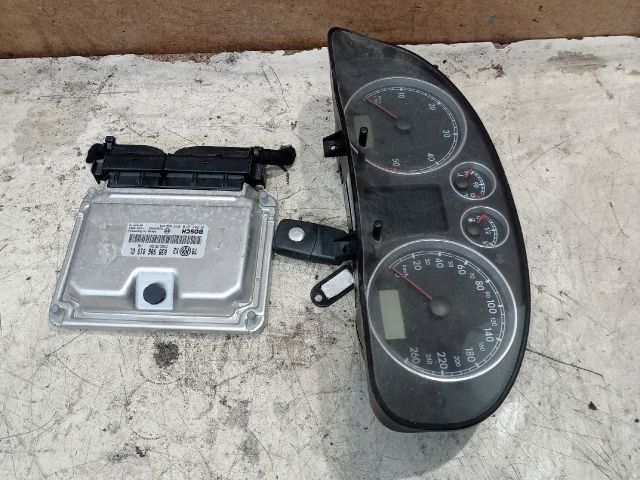 bontott VW PASSAT B5 Motorvezérlő