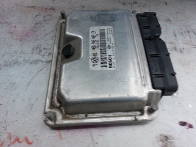 bontott VW PASSAT B5 Motorvezérlő