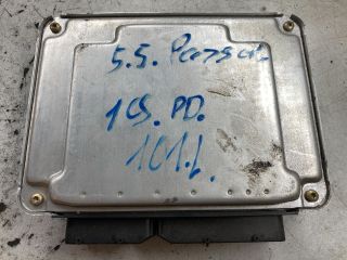 bontott VW PASSAT B5 Motorvezérlő