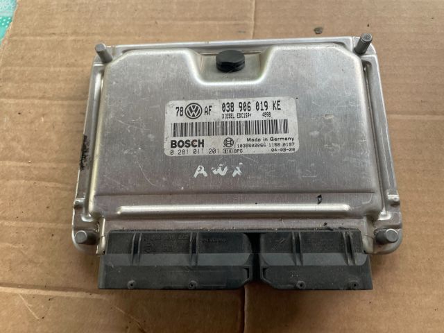 bontott VW PASSAT B5 Motorvezérlő