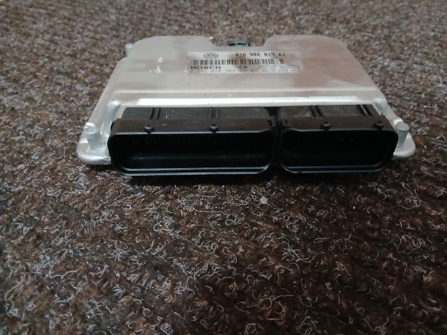 bontott VW PASSAT B5 Motorvezérlő