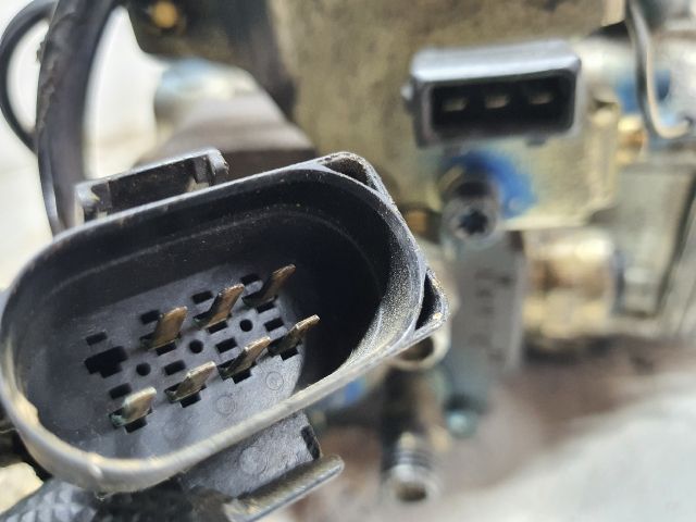 bontott VW PASSAT B5 Nagynyomású Szivattyú