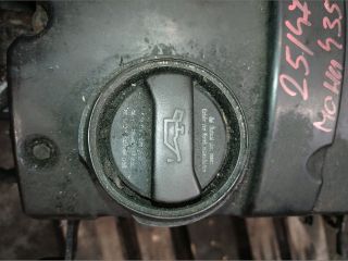 bontott VW PASSAT B5 Olajbeöntő Sapka