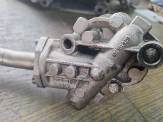 bontott VW PASSAT B5 Olajszivattyú