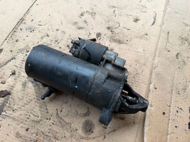 bontott VW PASSAT B5 Önindító