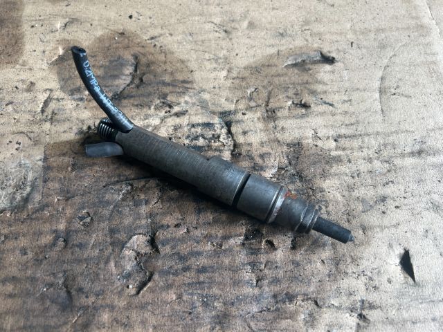 bontott VW PASSAT B5 Porlasztó (1 db)