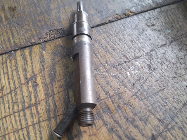 bontott VW PASSAT B5 Porlasztó (1 db)