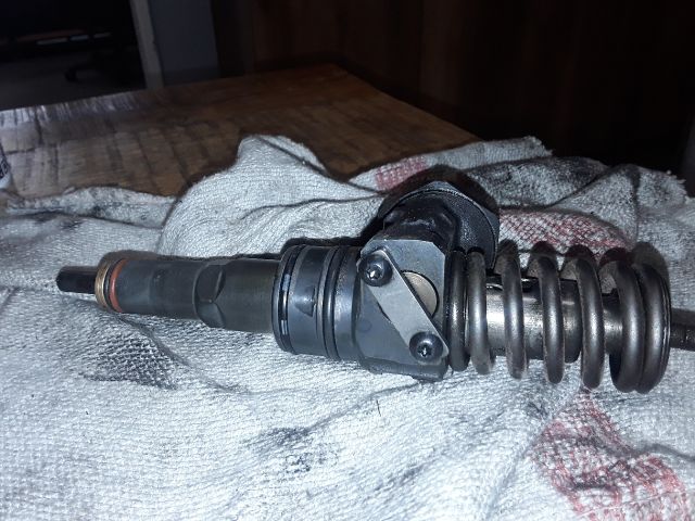 bontott VW PASSAT B5 Porlasztó (1 db)