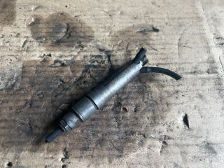 bontott VW PASSAT B5 Porlasztó (1 db)