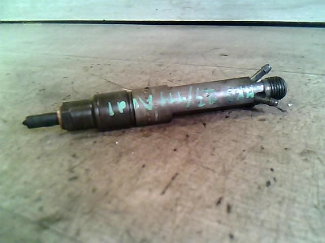 bontott VW PASSAT B5 Porlasztó (1 db)