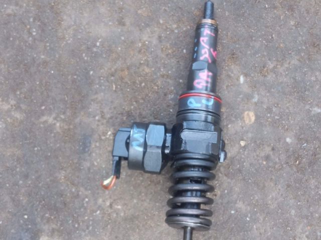 bontott VW PASSAT B5 Porlasztó (1 db)