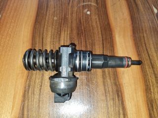 bontott VW PASSAT B5 Porlasztó (1 db)