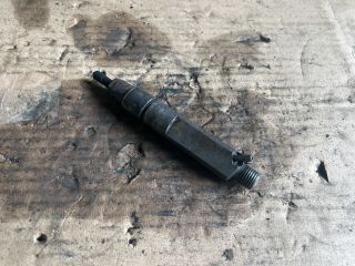 bontott VW PASSAT B5 Porlasztó (1 db)