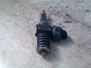 bontott VW PASSAT B5 Porlasztó (1 db)