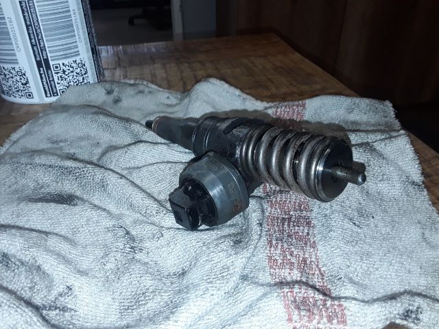 bontott VW PASSAT B5 Porlasztó (1 db)