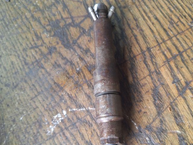 bontott VW PASSAT B5 Porlasztó (1 db)