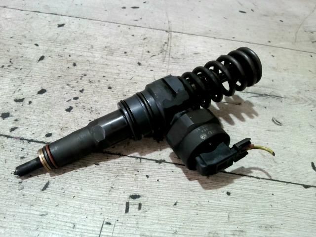 bontott VW PASSAT B5 Porlasztó (1 db)