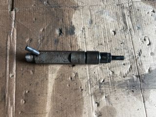 bontott VW PASSAT B5 Porlasztó (1 db)