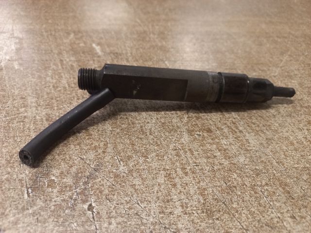 bontott VW PASSAT B5 Porlasztó (1 db)