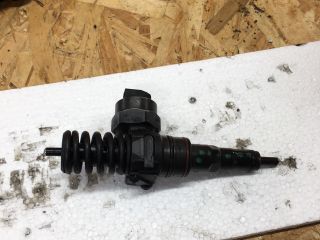 bontott VW PASSAT B5 Porlasztó (1 db)