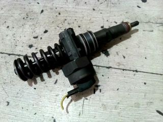 bontott VW PASSAT B5 Porlasztó (1 db)