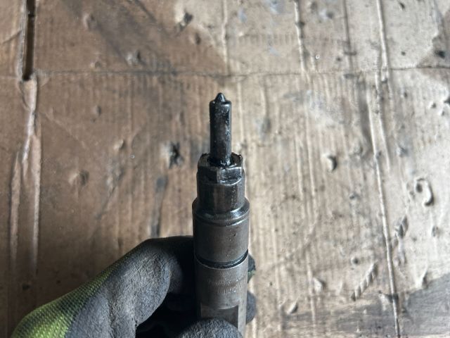 bontott VW PASSAT B5 Porlasztó (1 db)