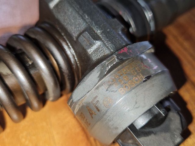 bontott VW PASSAT B5 Porlasztó (1 db)