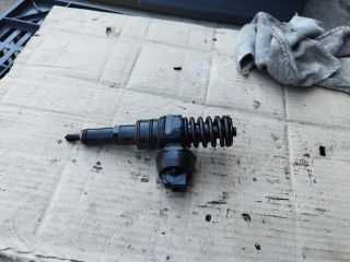 bontott VW PASSAT B5 Porlasztó (1 db)