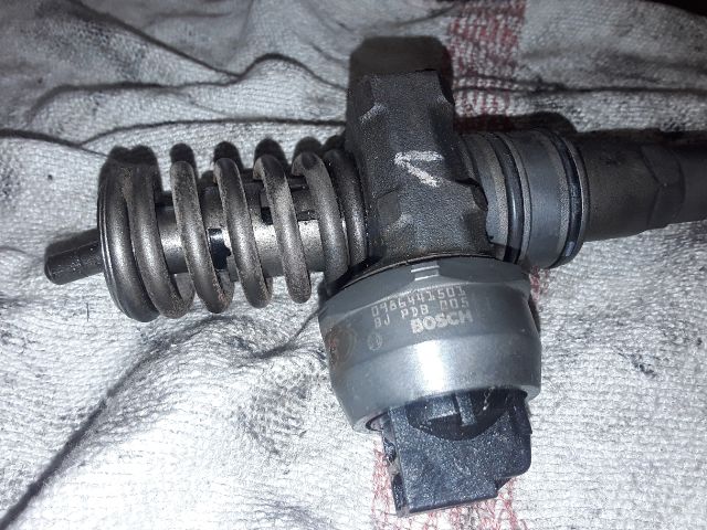 bontott VW PASSAT B5 Porlasztó (1 db)