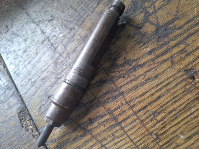 bontott VW PASSAT B5 Porlasztó (1 db)