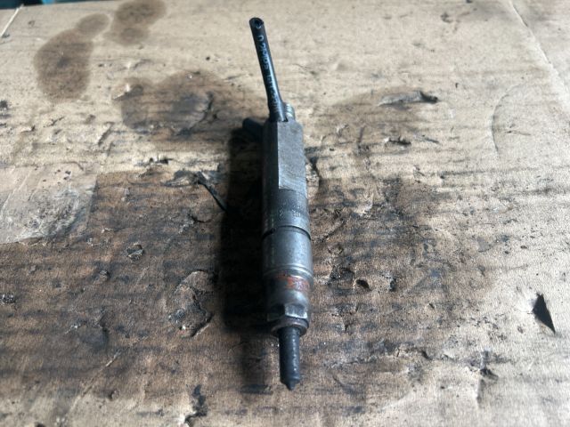 bontott VW PASSAT B5 Porlasztó (1 db)