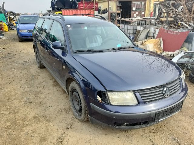 bontott VW PASSAT B5 Porlasztó Sor / Híd