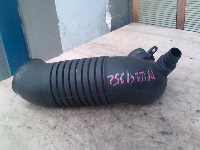 bontott VW PASSAT B5 Szívó Cső