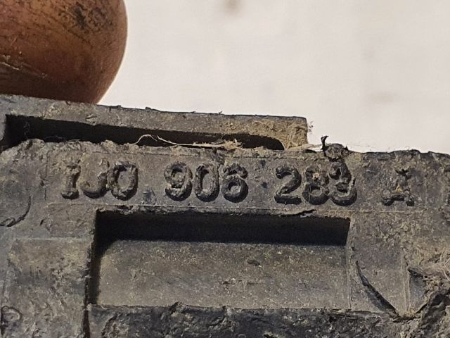 bontott VW PASSAT B5 Turbó Vákum Szelep