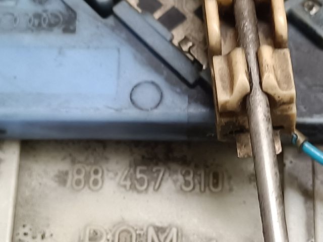 bontott VW PASSAT B5 Üzemanyag Szivattyú